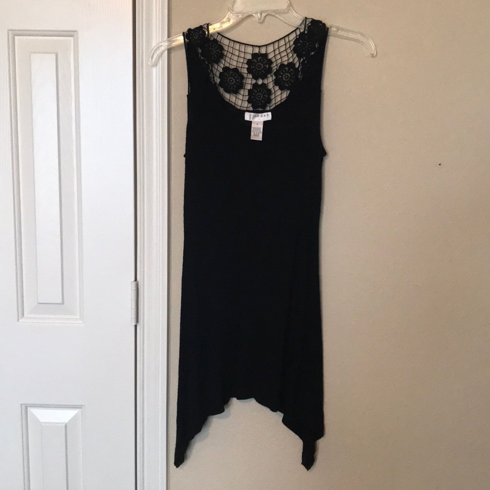 Kenar top:   Size Small